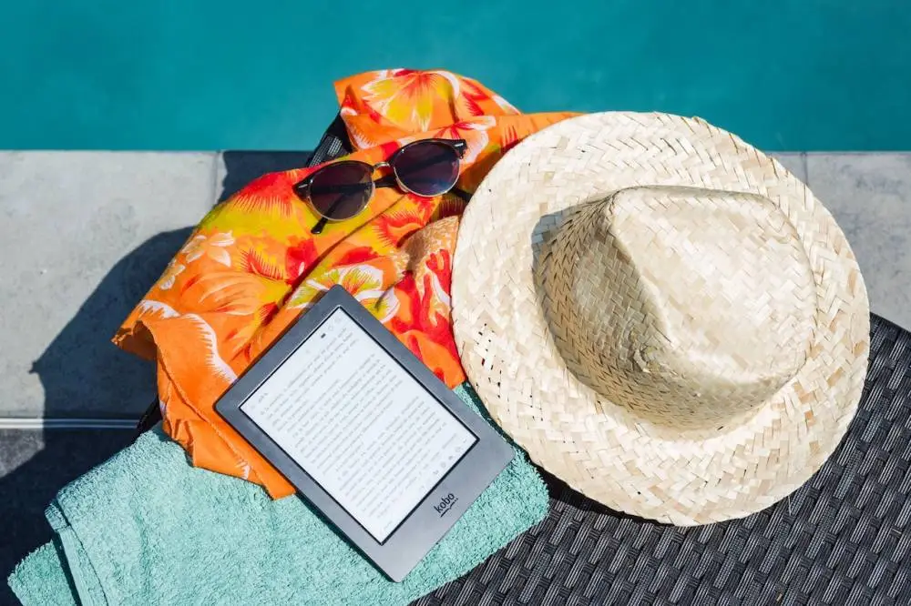How to Dress for the Heat and Humidity in Florida: Tips for Staying Cool and Comfortable