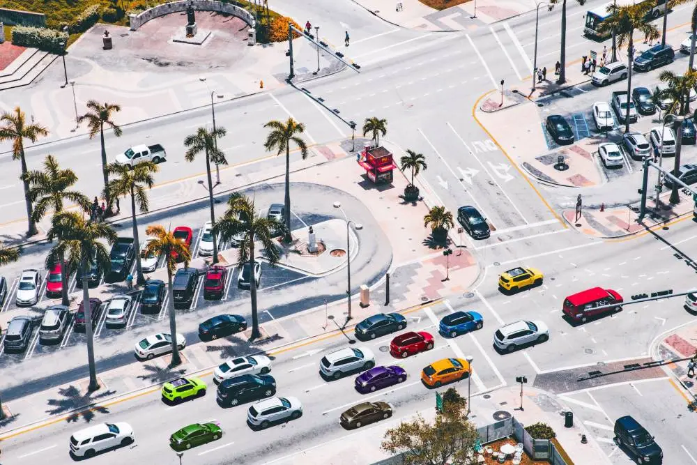 Relocating in Rush Hour: Tips for Moving in Miami Traffic