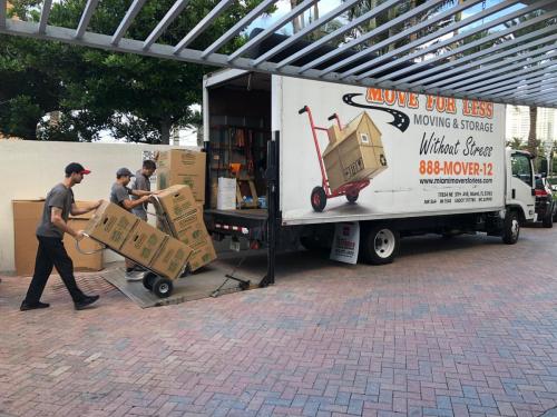 No matter the size of the your home, our apartment movers in Miami can handle it.